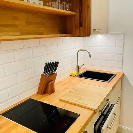 Modernes Nahe Vw-halle Lägenhet *