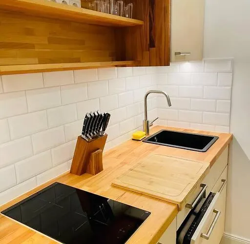 Modernes Nahe Vw-halle Apartman *